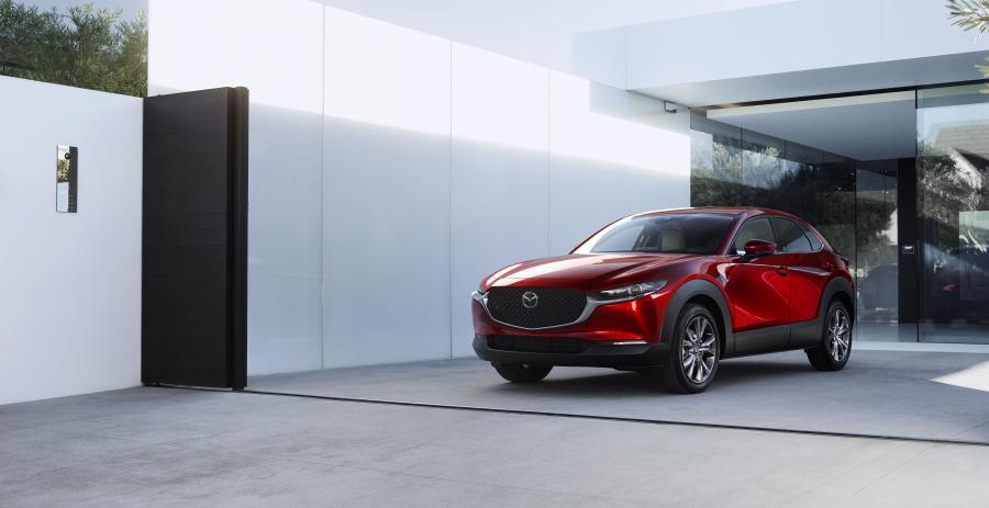  Mazda CX-30 2019 года  (WW) (фото 1 из 40)